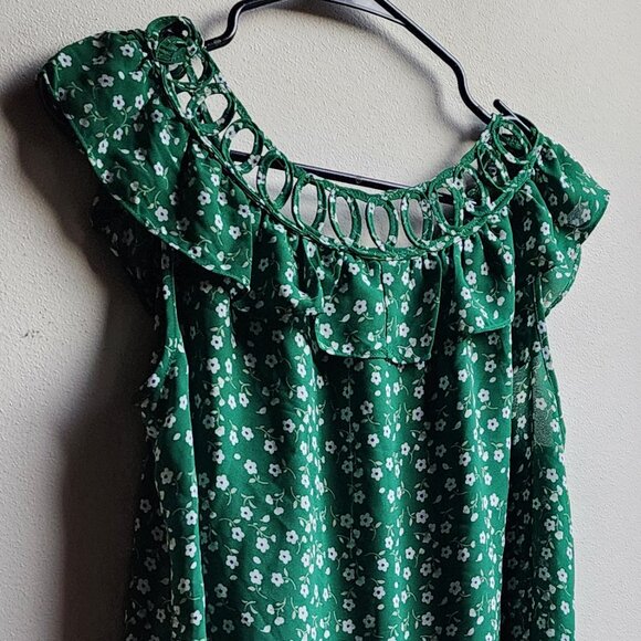 Max Studio Green Floral Sleeveless Ruffle Blouse Size Small - Picture 8 of 13